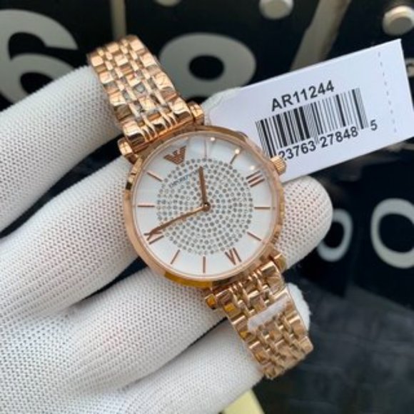 Armani main image 6